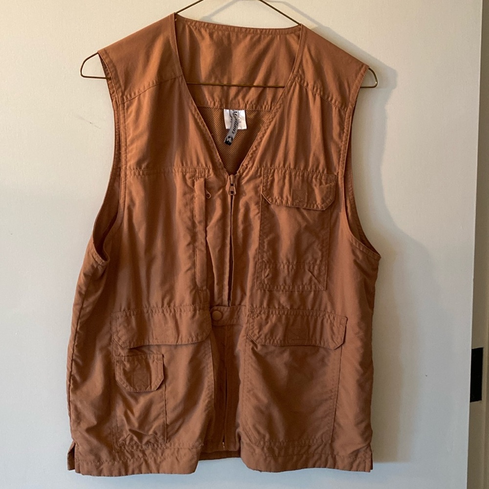 Vest with many pockets